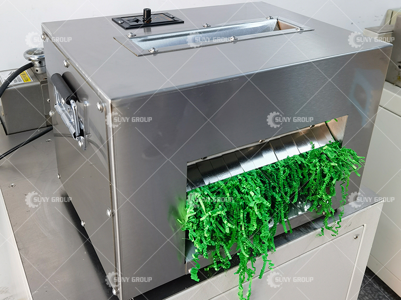 Compact crinkle paper shredder for home use